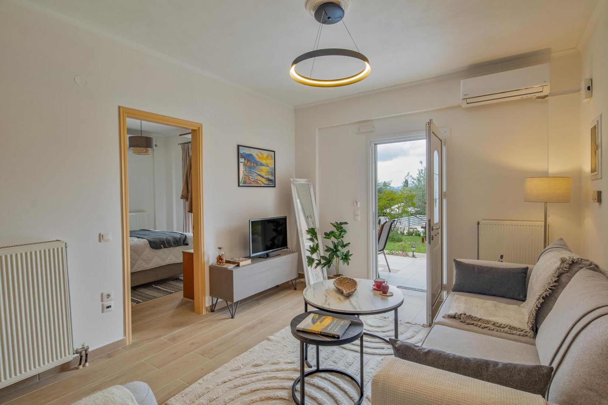 Pasiphae Holiday Apartments *